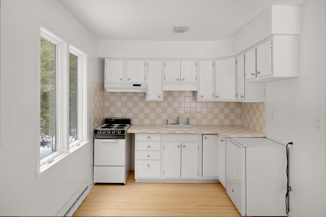 4210 Harbor Road, Shelburne, VT 05482