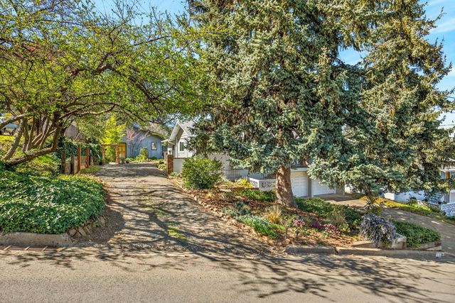 1159 Park Street, Ashland, OR 97520