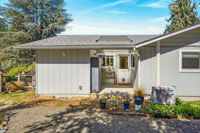 1159 Park Street, Ashland, OR 97520