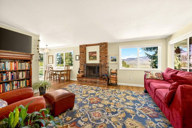 1159 Park Street, Ashland, OR 97520