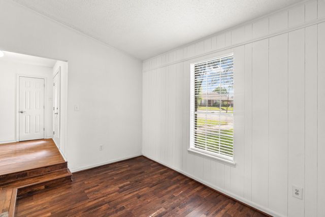 509 Deer Drive, Greenville, TX 75402