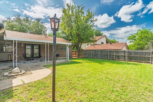 509 Deer Drive, Greenville, TX 75402
