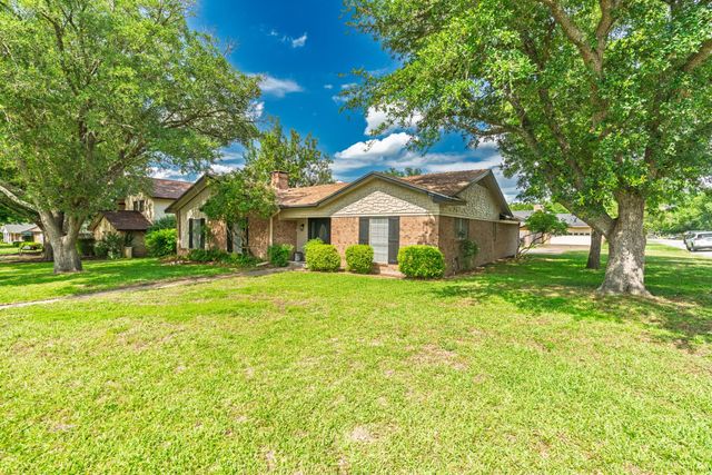 509 Deer Drive, Greenville, TX 75402