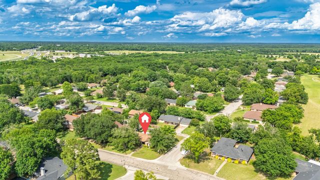 509 Deer Drive, Greenville, TX 75402