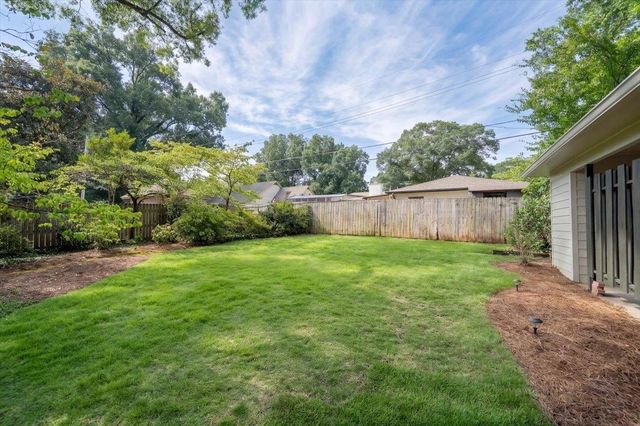 4688 CROSSOVER LN, Memphis, TN 38117