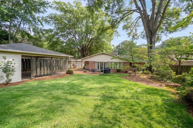 4688 CROSSOVER LN, Memphis, TN 38117