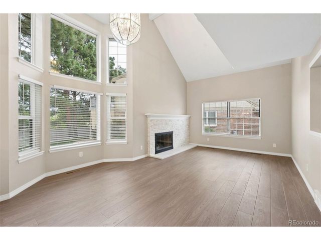 6043 E Briarwood Dr, Englewood, CO 80112
