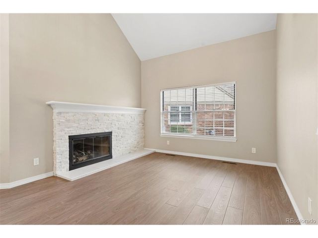 6043 E Briarwood Dr, Englewood, CO 80112