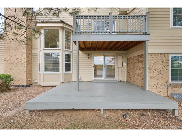 6043 E Briarwood Dr, Englewood, CO 80112