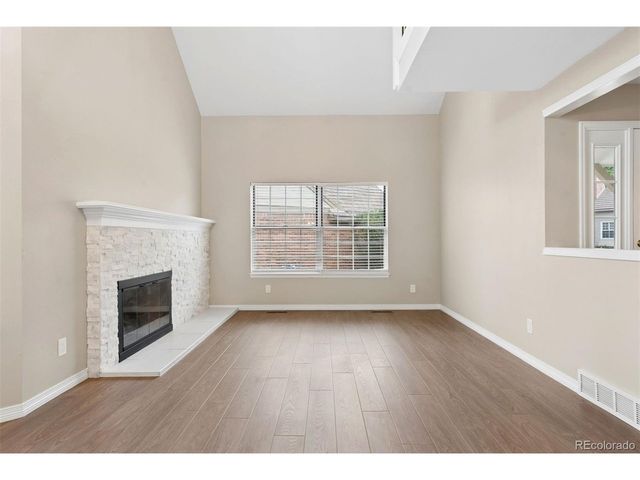 6043 E Briarwood Dr, Englewood, CO 80112