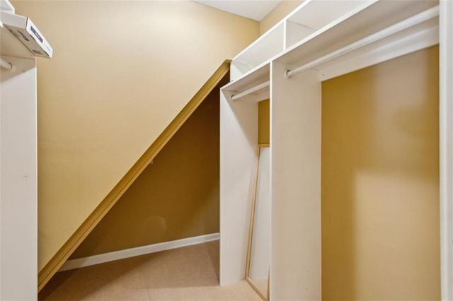 19 Mooregate Square, Atlanta, GA 30327