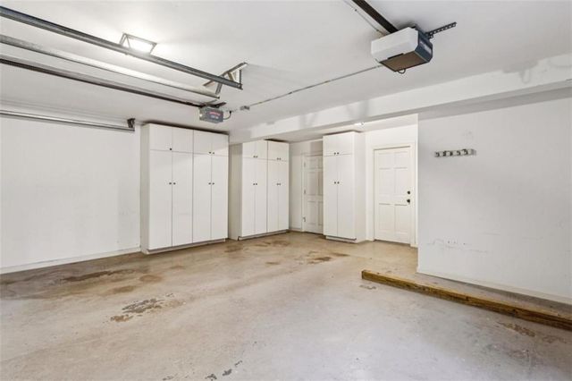 19 Mooregate Square, Atlanta, GA 30327