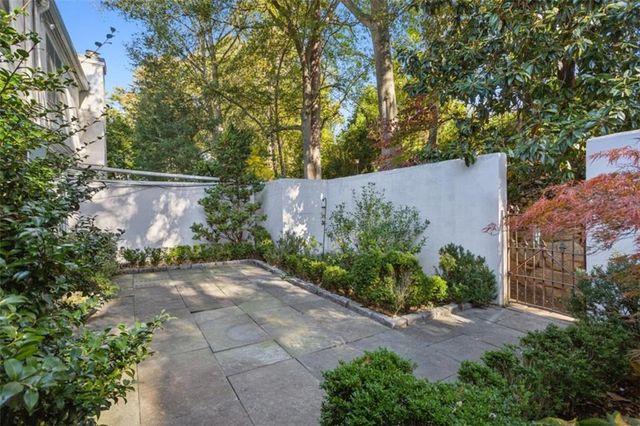 19 Mooregate Square, Atlanta, GA 30327