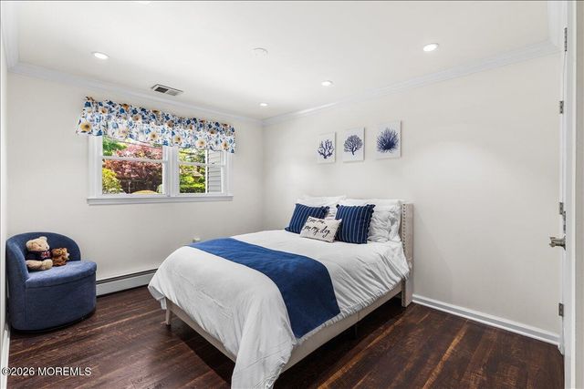 14 Dexter Road, East Brunswick, NJ 08816