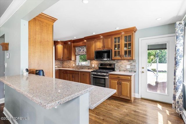 14 Dexter Road, East Brunswick, NJ 08816