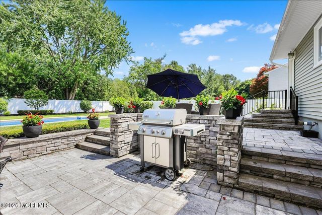 14 Dexter Road, East Brunswick, NJ 08816