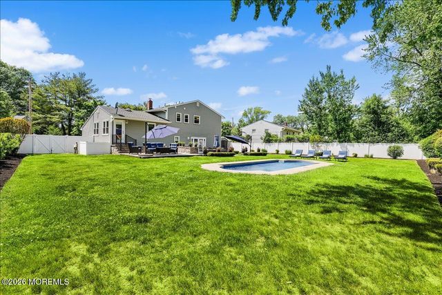 14 Dexter Road, East Brunswick, NJ 08816