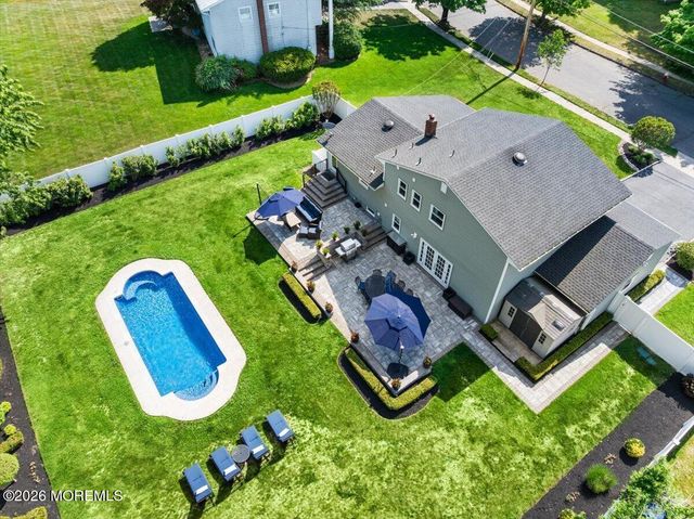 14 Dexter Road, East Brunswick, NJ 08816