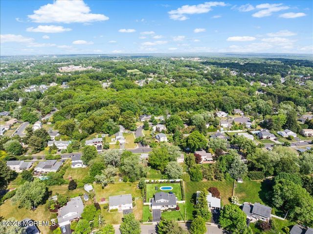 14 Dexter Road, East Brunswick, NJ 08816