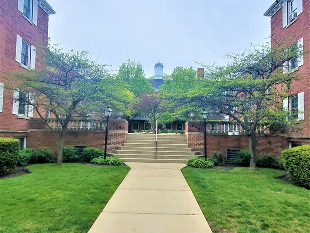 336 Ridge Avenue 2, Evanston, IL 60202