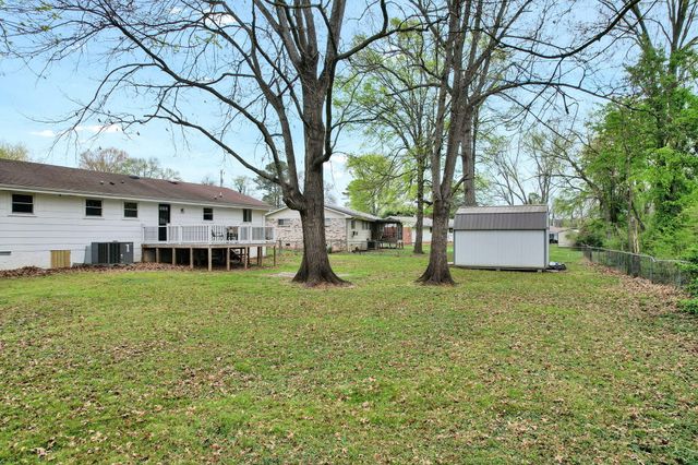 29 Edgewood Circle, Fort Oglethorpe, GA 30742