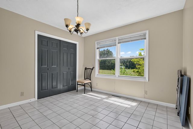 657 Tennessee Dr, Livingston, TN 38570