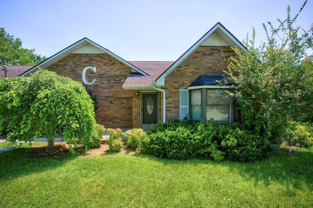 657 Tennessee Dr, Livingston, TN 38570