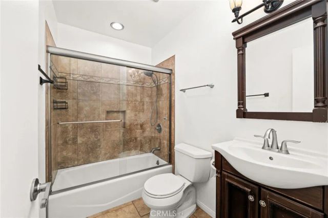 9647 Spyglass Avenue 22, Desert Hot Springs, CA 92240