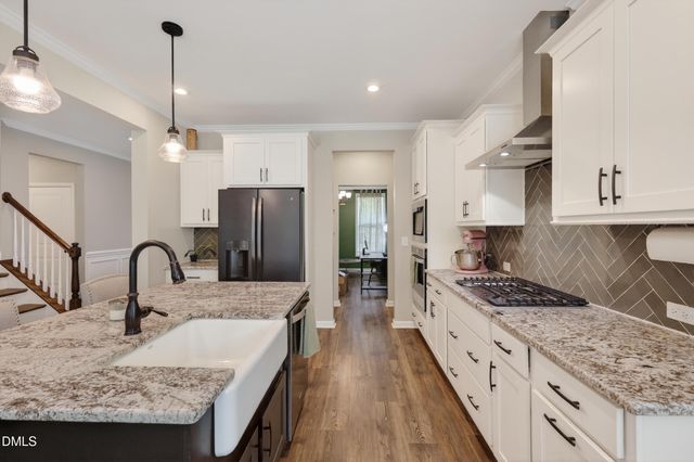 8909 Hardie Farm Circle, Wake Forest, NC 27587