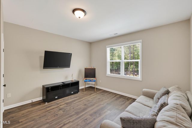 8909 Hardie Farm Circle, Wake Forest, NC 27587
