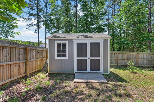 8909 Hardie Farm Circle, Wake Forest, NC 27587