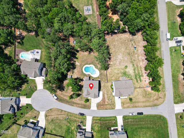 8909 Hardie Farm Circle, Wake Forest, NC 27587