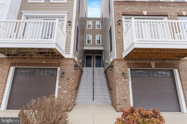 24660 CARIBOU SQ, Aldie, VA 20105