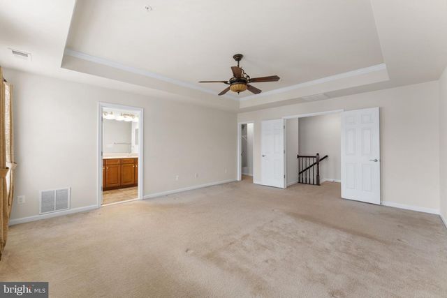 24660 CARIBOU SQ, Aldie, VA 20105