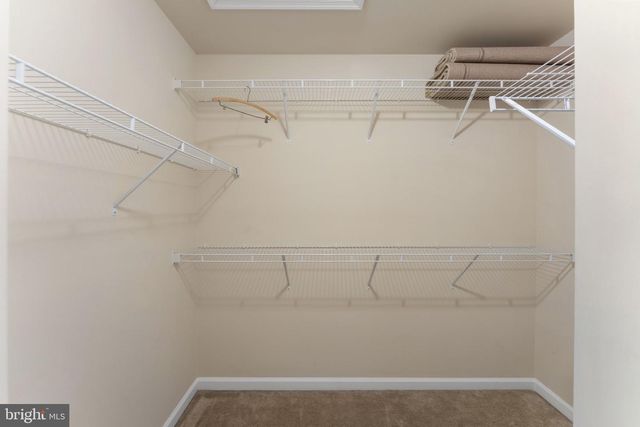24660 CARIBOU SQ, Aldie, VA 20105