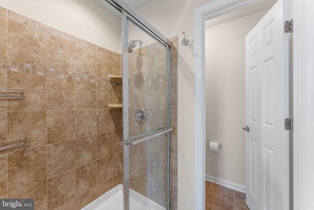 24660 CARIBOU SQ, Aldie, VA 20105