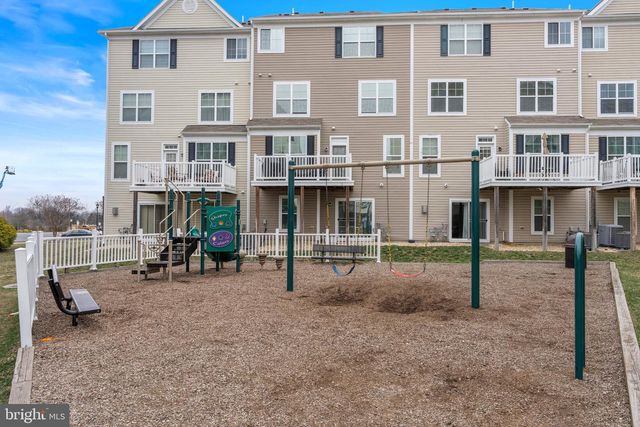24660 CARIBOU SQ, Aldie, VA 20105