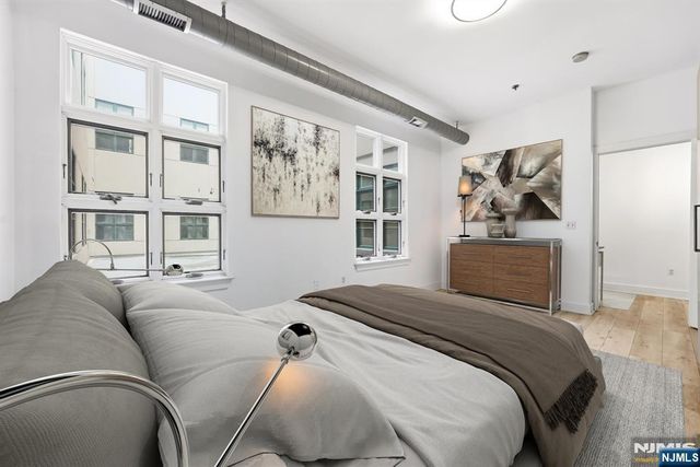 140 Bay Street 2D, Jersey City, NJ 07302