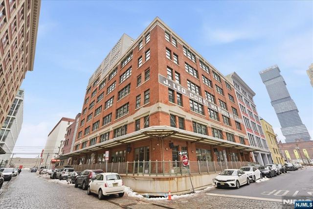 140 Bay Street 2D, Jersey City, NJ 07302