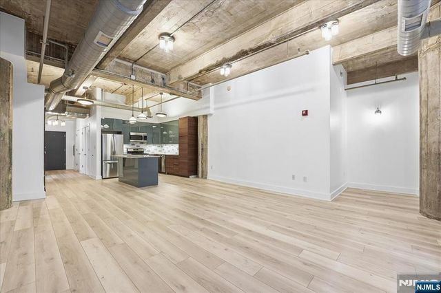 140 Bay Street 2D, Jersey City, NJ 07302