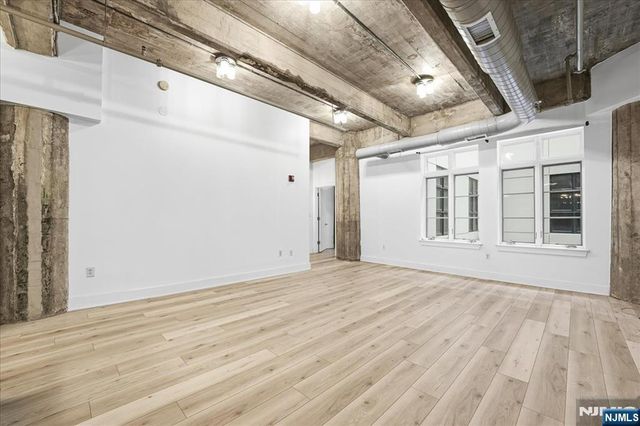 140 Bay Street 2D, Jersey City, NJ 07302