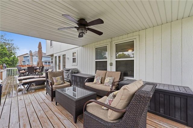 11520 N Madison Avenue, Kansas City, MO 64155