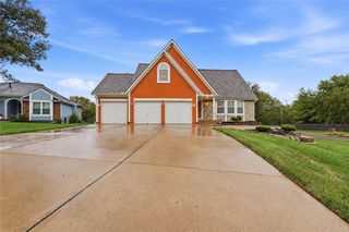 11520 N Madison Avenue, Kansas City, MO 64155