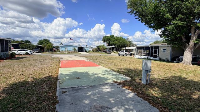8437 NIGHTHAWK DRIVE, Englewood, FL 34224