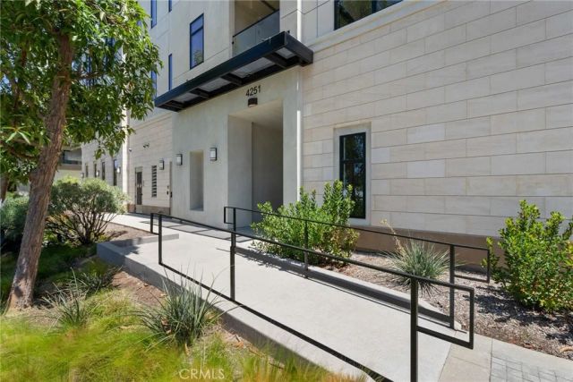 4251 Uptown Newport Drive 2, Newport Beach, CA 92660