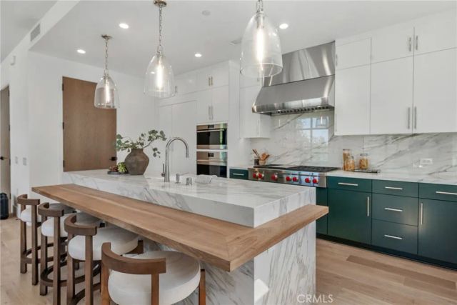 4251 Uptown Newport Drive 2, Newport Beach, CA 92660