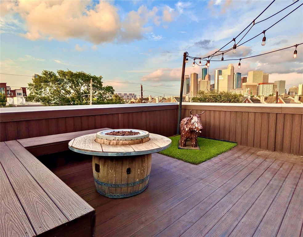 2106 Genesee Street, Houston, TX 77006