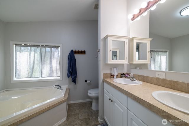 561 Tauscher Road, Chehalis, WA 98532