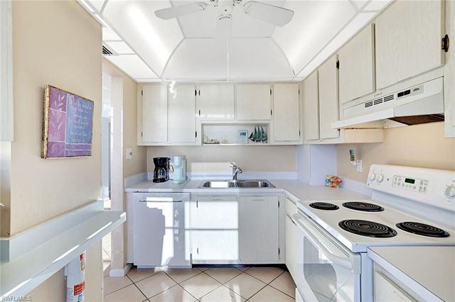 440 Seaview CT # 1012, Marco Island, FL 34145