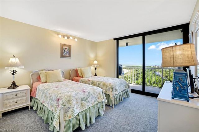 440 Seaview CT # 1012, Marco Island, FL 34145